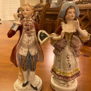 VINTAGE SET OF HAND PAINTED FERN OF JAPAN PORCELAIN FIGURINES